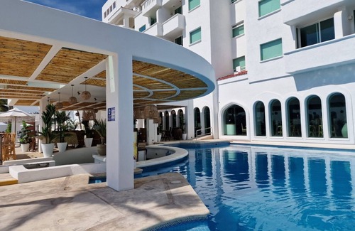 Peninsulas de Santiago Apartment | Portozul 2210