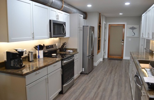 Sunbury Villa | Portside Cabin @ Sunbury Shipwatch