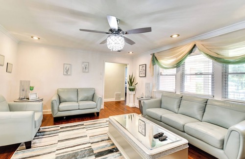 Portsmouth House | Portsmouth Vacation Rental w/ Home Theater!