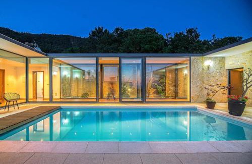 Carreco Villa | Portugal Active Sunset Beach Lodge