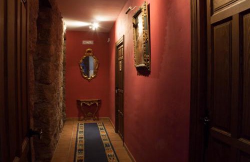 Manjabalago Hotel | Posada Palacio Manjabalago