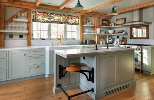 Pine Plains House | Post & Beam Stunningly Designed Luxury Home w/Pool & Hot Tub