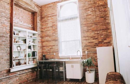 El Paso Apartment | Post Office Suite Downtown near Walking Trails, Ice Cream Parlor, Antique Malls