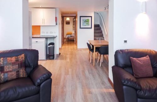 Catacol House | Postbox Cottage