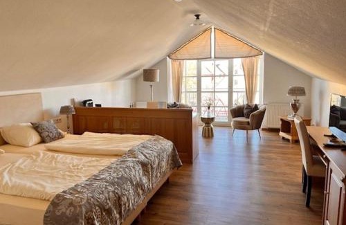Frickenfelden House | Posthotel Arnold