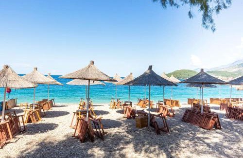 Himare Apartment | Potam'Sea Bliss 38- Beach Front, Sun Beds & Parking