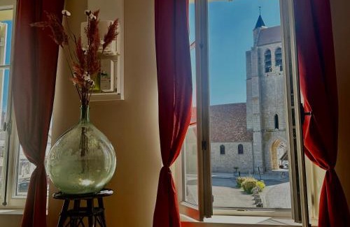 Egreville House | Poule Noire Terra Cotta