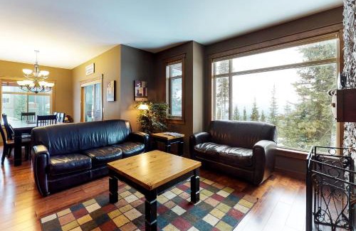 Snow Pine Estates House | Powder View 5