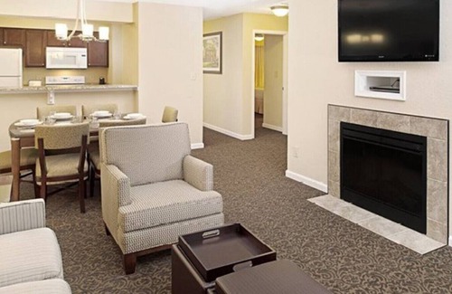 Berkeley Condo | Powhatan 3 bedroom · Historic Virginia Charm!3 Bedroom w/Loft!