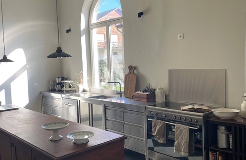 Wavre House | Prachtig landhuis Château Ravet in dorpje Bierges