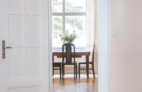 Prague 6 Apartment | Prague Castle apartment Vintage