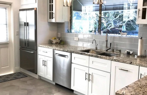 Pasadena House | Preferred Listing! Serene, Cozy, Immaculately renovated 2 bedroom home.