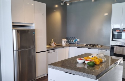 Nikao Tapere House | Premier and Stunning Beach Front Location UNIT 4