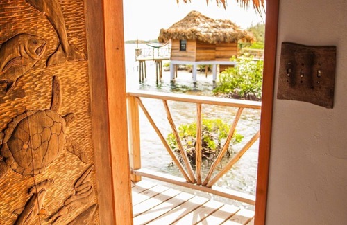 Dangriga House | Premier Overwater Bungalow