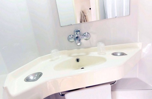 Perreux Hotel | Premiere Classe Roanne - Perreux