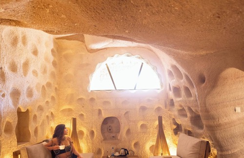 Uchisar Apartment | Premium Cave with Private Underground Mystic Water Pool 204