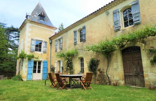 Jegun Bed & Breakfast | Presbytère d'Arpentian