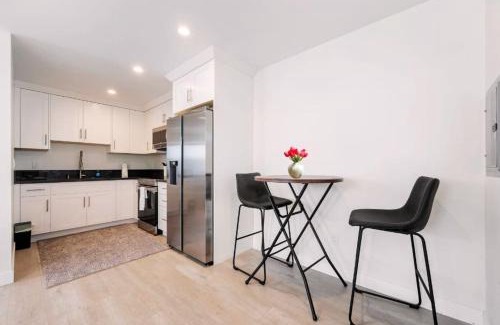 Burbank Apartment | Prestige Studio Haven at Burbank