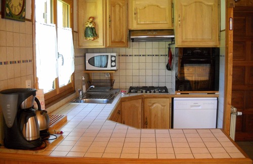 Les Bossons Ski Chalet | Pretty chalet, with mansard floor, south oriented, with 2 covered parking lots