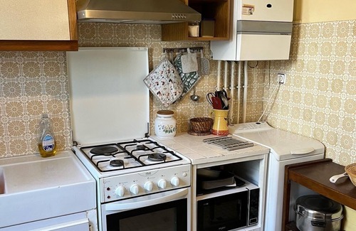 Brive-la-Gaillarde Apartment | Pretty garden apartment in peaceful residence