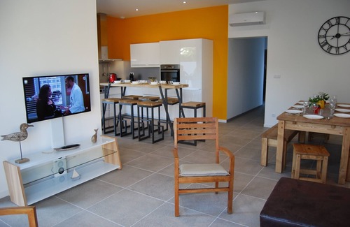 Le Grau-dʼAgde House | Pretty house with jacuzzi 100 m2 + garage. 3 ch 8 people 200 m from the beach