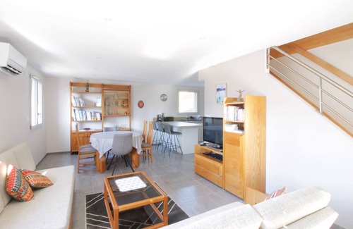 Voglans House | Pretty new and comfortable house between towns and lakes