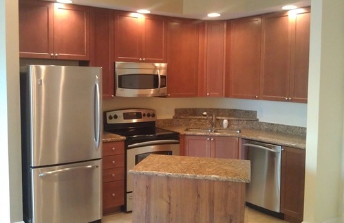 Edgewood Condo | *PRICE DROP*Monthly Specials* Penthouse Waterfront