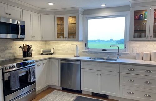 East Sandwich House | Prime Bayside location. North of Rte 6A. East Sandwich, MA
