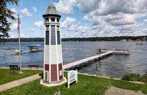 Bemus Point Apartment | Prime Lakeside Village Location Apt with Kitchen!