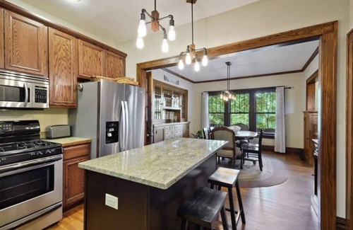 Red Wing House | PRIME LOCATION- HISTORIC DOWNTOWN RED WING