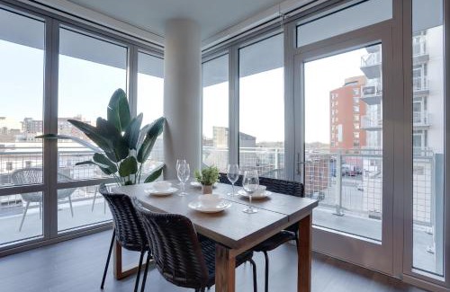 Clarendon Apartment | Prime Metro Proximity - Condo at Clarendon