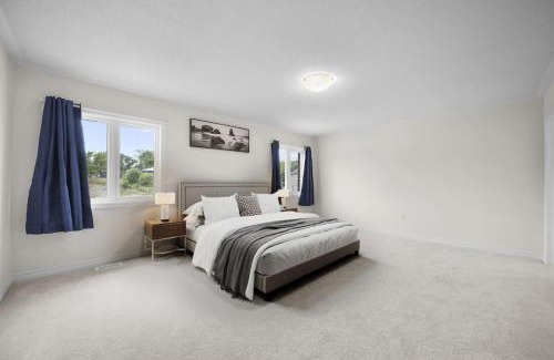 Otonabee-South Monaghan House | Prime Peterborough - 4BR and Office, Newly Renovated