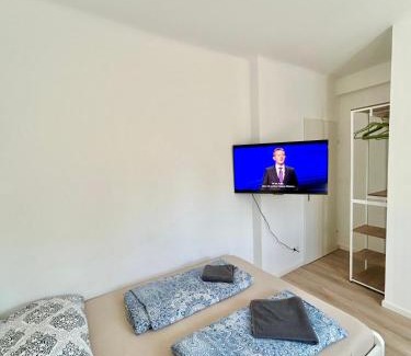 Gerasdorf bei Wien Apartment | Prime Studio Apartment near Vienna - Free Parking