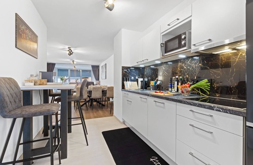 Lechhausen-West House | Primero Relax-Home I 92sm Parking Balcony Elevator 7P. I A8 - Fuggerei