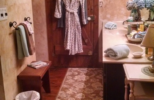 Goodlettsville Other | Primitive Path Getaway