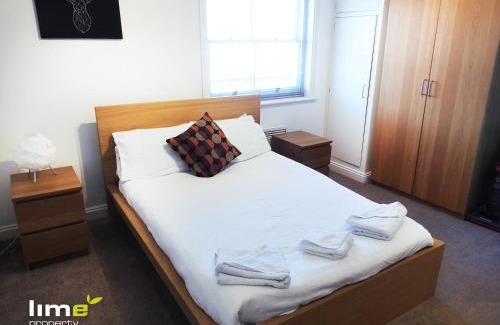 Hull Old Town Apartment | Princes Dock Chambers 8