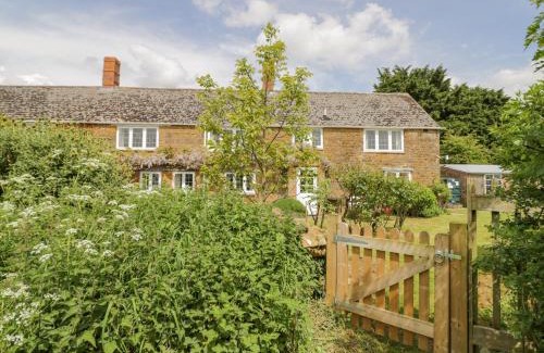 Banbury House | Priors Mead