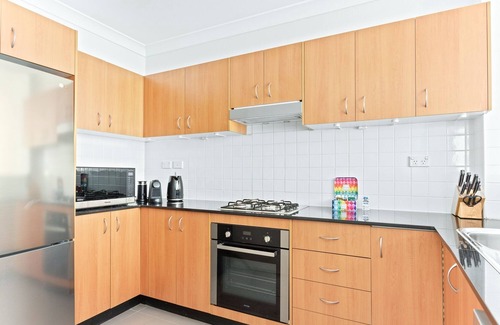 Marrickville Apartment | Pristine 2-Bed Near Marrickville Village