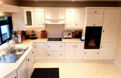 Carlingford House | Pristine Carlingford Mountain Retreat and Getaway