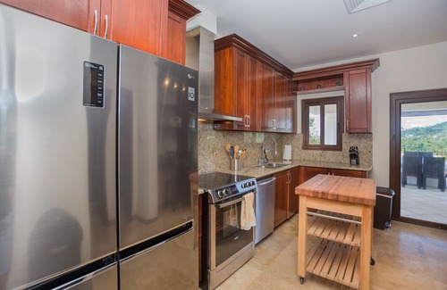 Pristine Bay House | Pristine-Golf Course large luxury villa