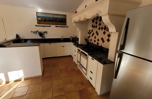 Montaren-et-Saint-Mediers House | private villa with walled garden.