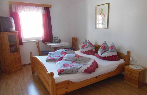 Waidhofen An Der Ybbs Resort | Private room ∙ 1 bedroom ∙ 2 guests
