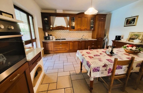 Castiglione di Garfagnana Villa | Private pool, WIFI, walking distance facilities. Electric car charging point