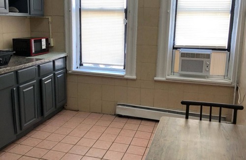 Weehawken Apartment | Private 2-bedroom apartment and New York City Manhattan only 15 mins away