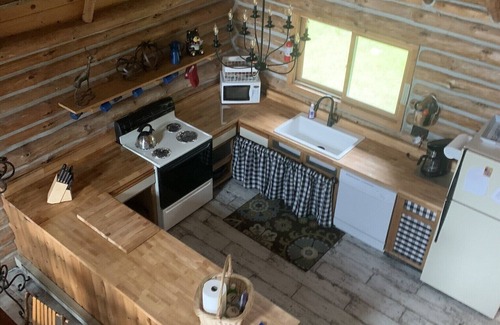St Ignace Cabin | Private 4 Acre Home on Lake Michigan Minutes From Action In Downtown St. Ignace.