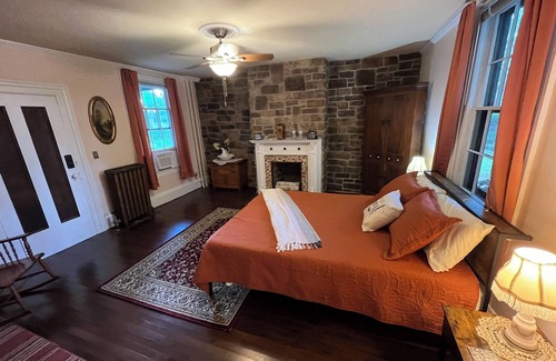 Meadville Bed & Breakfast | Private Allegheny Room with a private bathroom & entrance in a historical home.