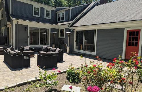 Wayland House | Private and Peaceful 4BD Home