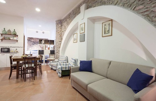 Vernazza Apartment | Private apartment with kitchen in Cinque Terre Vernazza