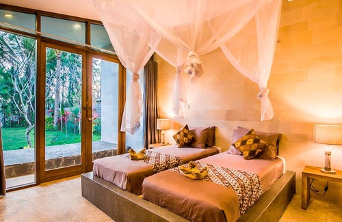 Melaya Villa | Private Bachfront 2BR Villa with Pool - The Melaya Villas