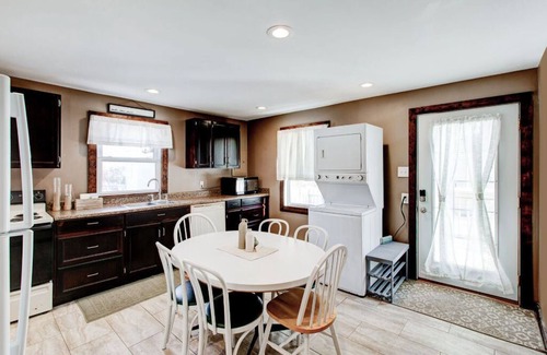 Lexington House | Private Beach, Bonfire, New Blackstone Grill